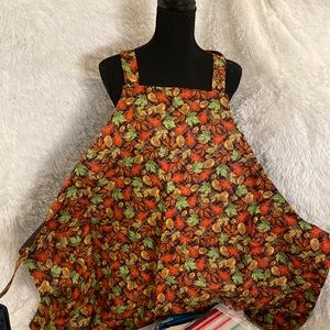Homemade Fall Apron. Beautiful leaves 🍁 of Autumn. Reversible with 2 pockets